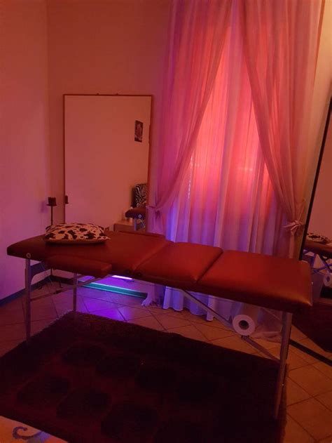 massaggi erotici como|Massaggi erotici Como, annunci di massaggi erotici a Como